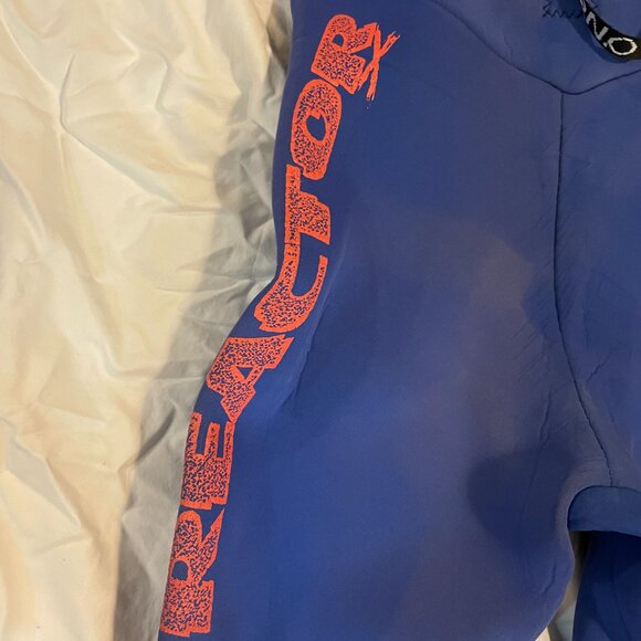 Share Vintage Long O'Neill Wetsuit - 21217 style 9167 - MED 32mm - full back zip - Picture 4 of 5